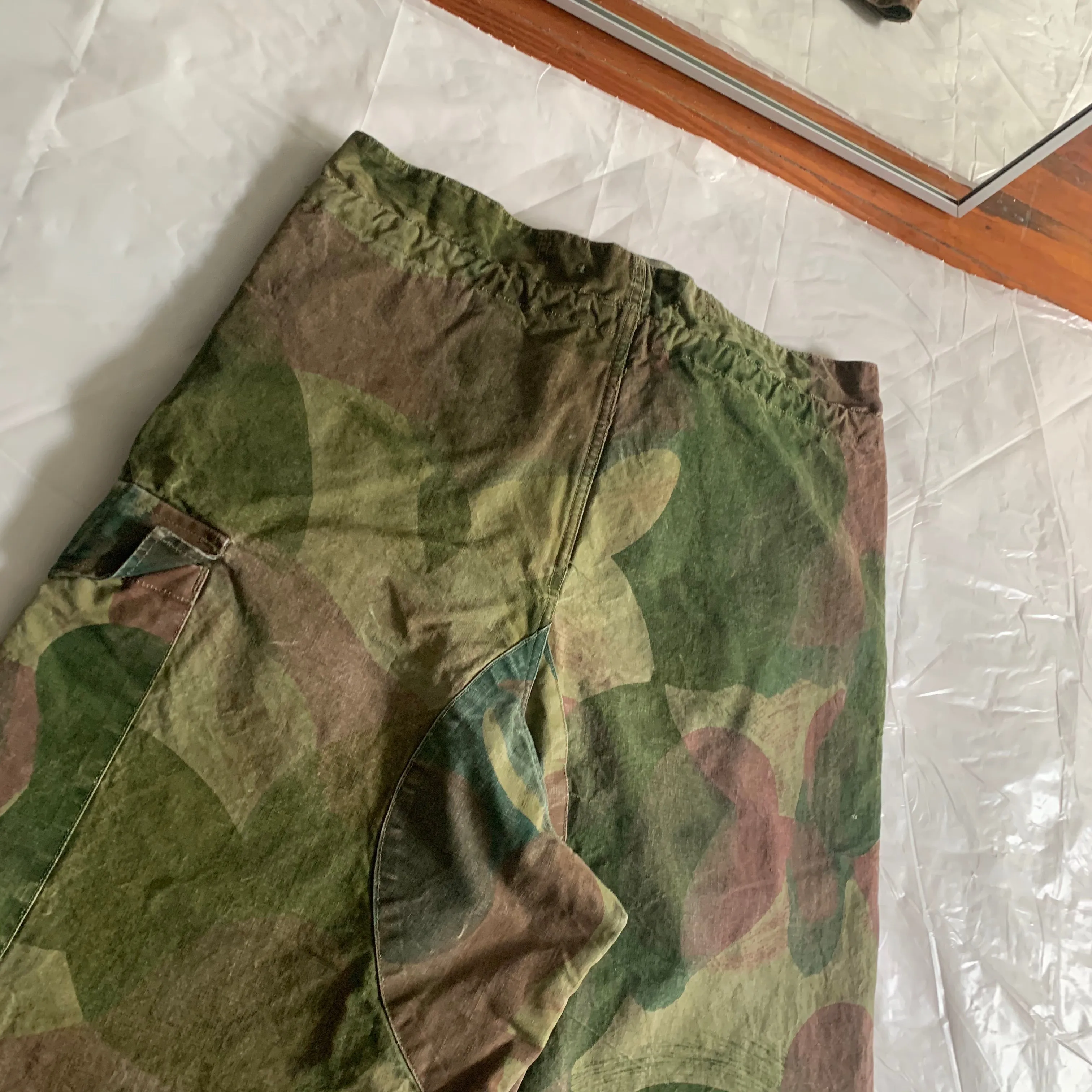 1950s Vintage Belgian Brushed Camo Cargo Pants - Size M