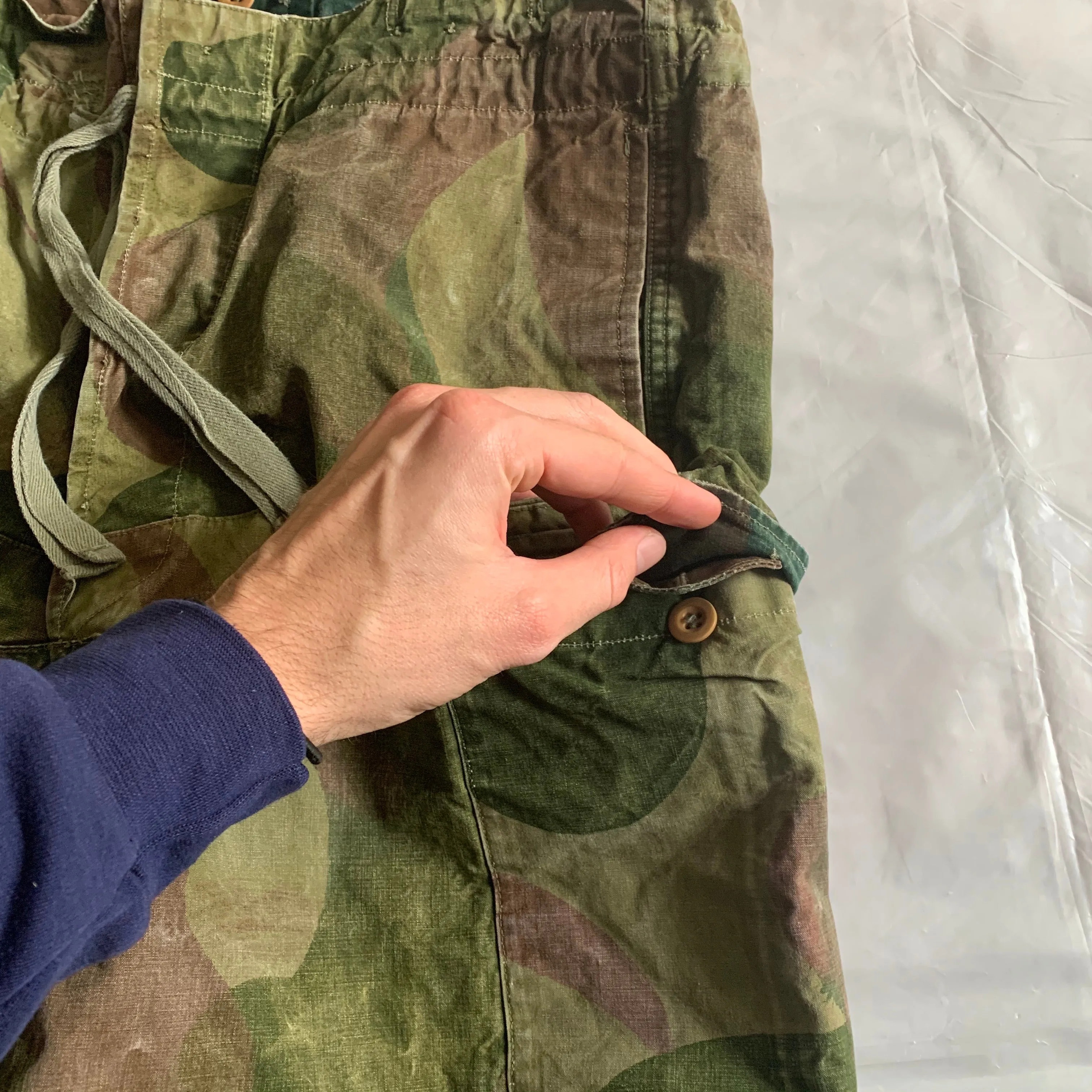 1950s Vintage Belgian Brushed Camo Cargo Pants - Size M