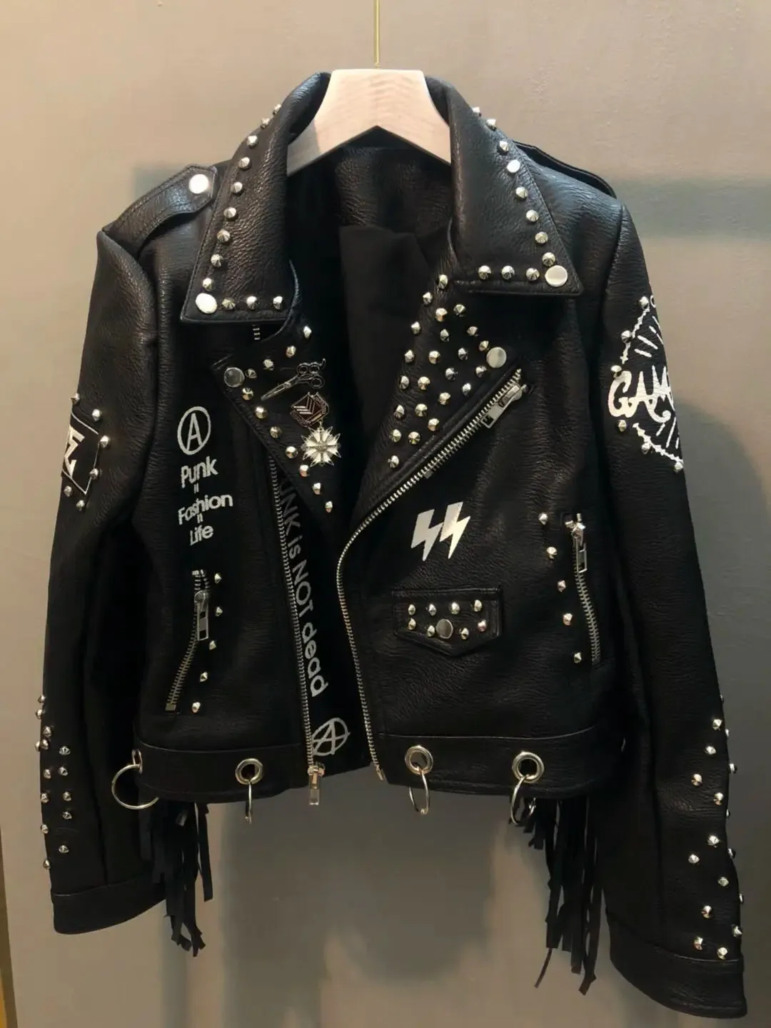 Autumn spring graffiti studs beading pu Leather Jacket female Punk Style Motorcycle tassel leather Jackets Coats Streetwear F802