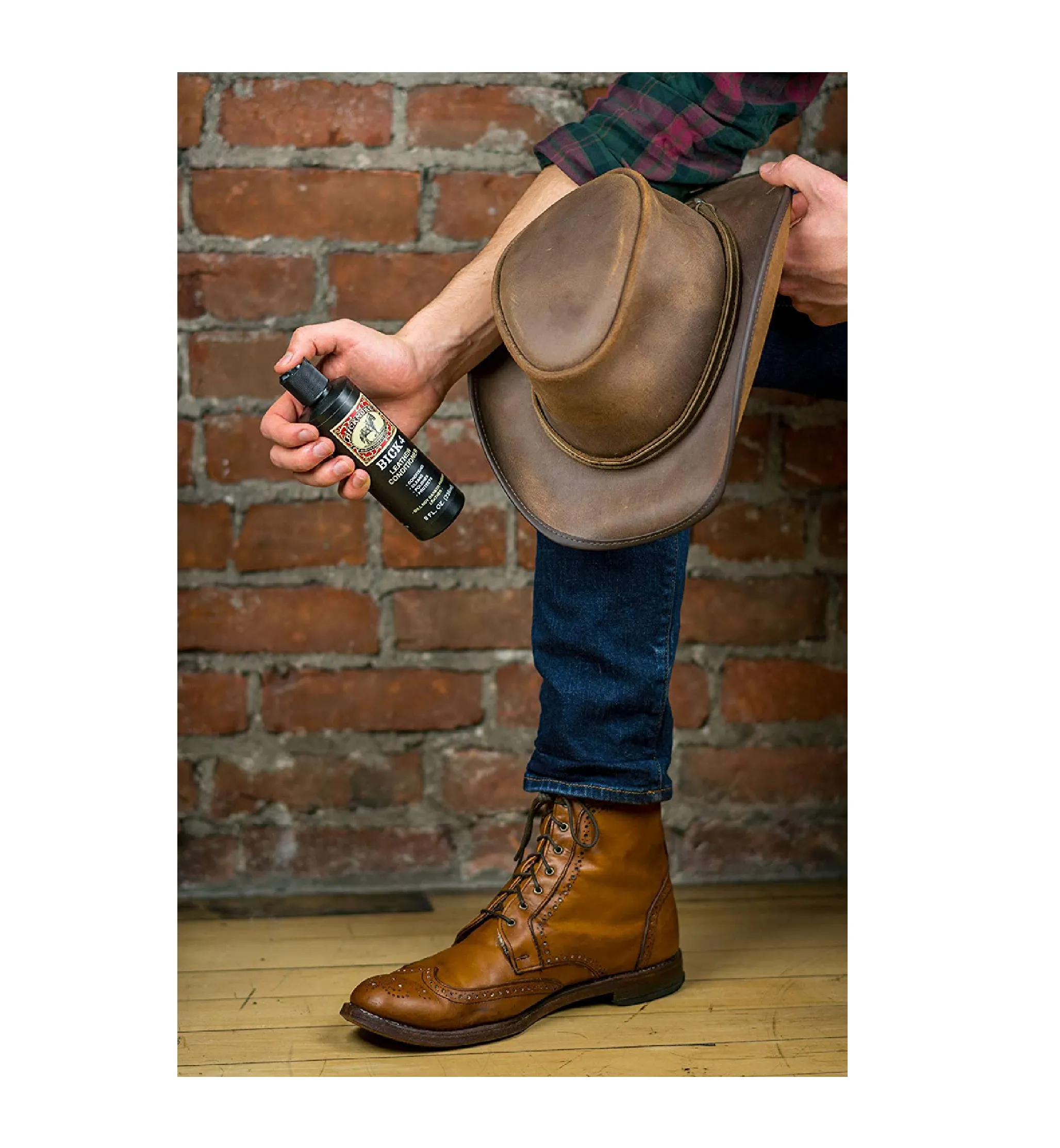 Bick 4 Leather Conditioner and Leather Cleaner 8 oz - Will Not Darken Leather - Safe For All Colors of Leather Apparel Furniture Jackets Shoes